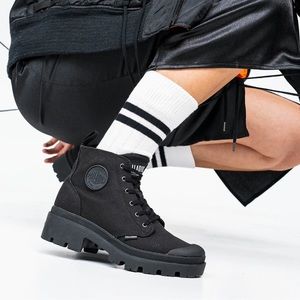 Palladium Pallabase Twill Boots - size 9